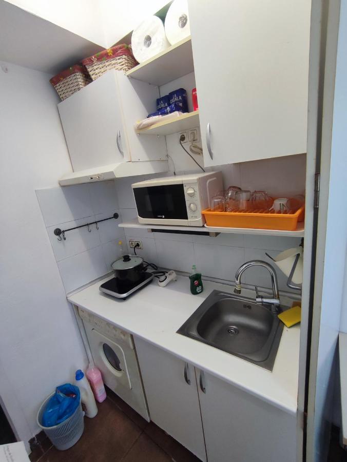 Nice Flat Within Walking Range To The Beach Appartement Barcelona Buitenkant foto