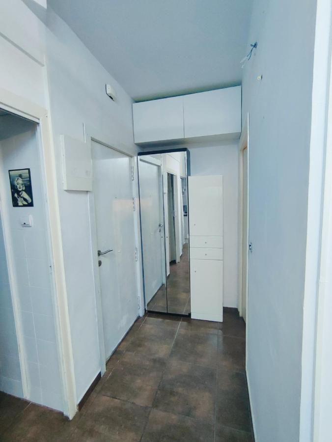 Nice Flat Within Walking Range To The Beach Appartement Barcelona Buitenkant foto