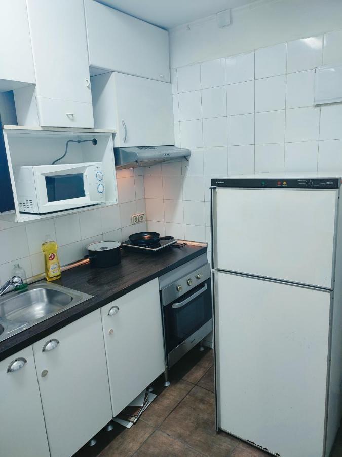 Nice Flat Within Walking Range To The Beach Appartement Barcelona Buitenkant foto