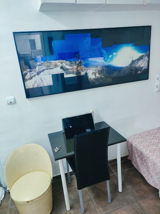 Nice Flat Within Walking Range To The Beach Appartement Barcelona Buitenkant foto