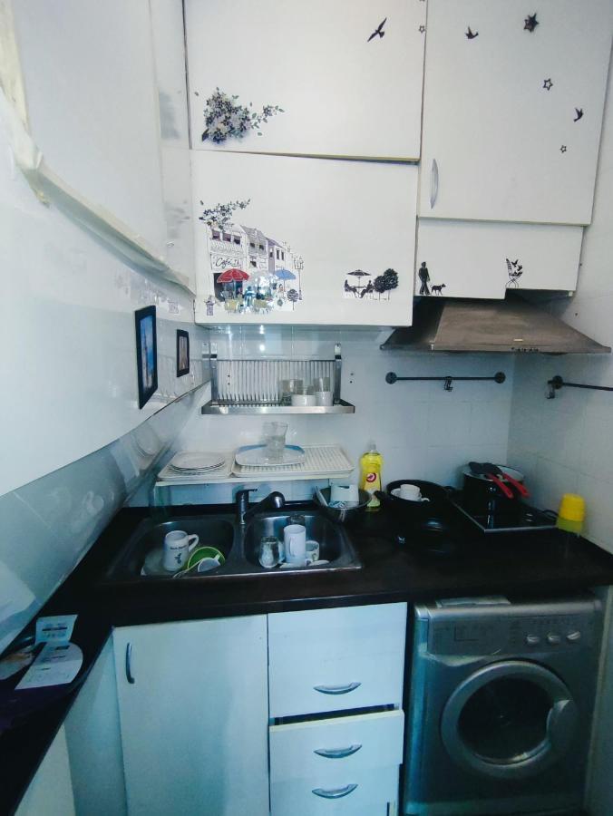 Nice Flat Within Walking Range To The Beach Appartement Barcelona Buitenkant foto