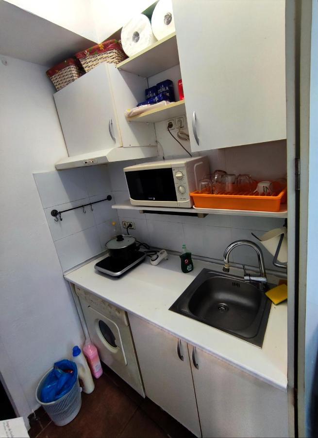 Nice Flat Within Walking Range To The Beach Appartement Barcelona Buitenkant foto